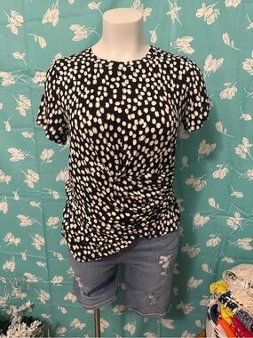 torrid Black & White Dot Twist-Front Short Sleeve Top